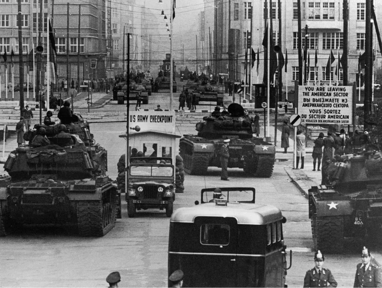 US Army tanks facing Soviet tanks at Checkpoint Charlie in October 1961 — one of the tensest Cold War standoffs in divided Berlin